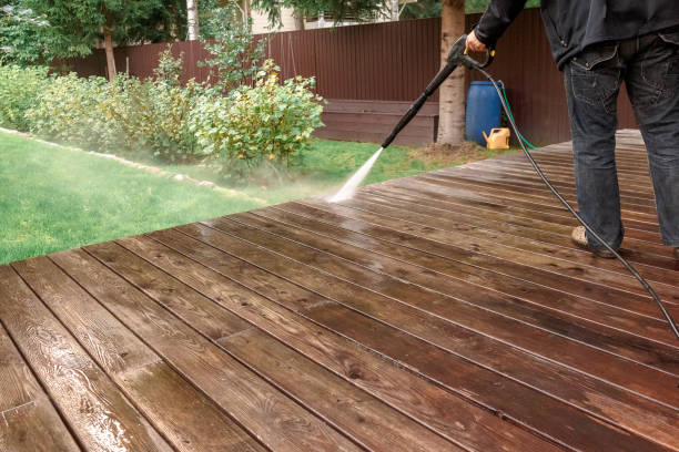 Best Pool Deck Cleaning  in Lynnwood Pricedale, PA